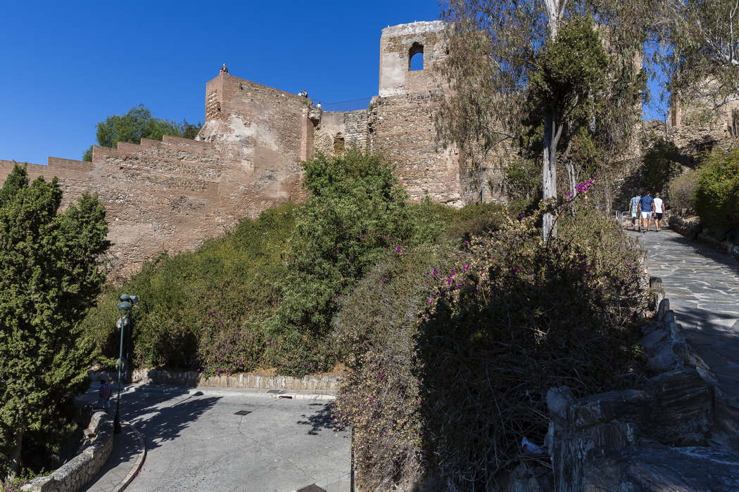 22/08/2014-Malaga(Andalousie)-->Montée vers le chateau et vues de la ville