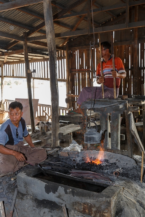 13/02/2016-Lac Inlé(Myanmar)-Artisanat