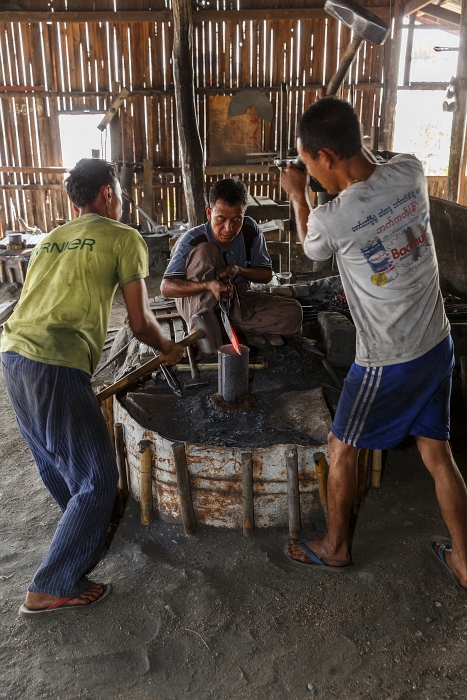 13/02/2016-Lac Inlé(Myanmar)-Artisanat