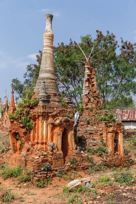 13/02/2016-Lac Inlé(Myanmar)-Pagode In Dhein