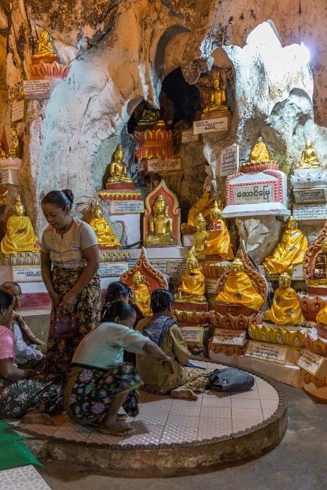14/02/2016-Pindaya(Myanmar)-Grotte dorée