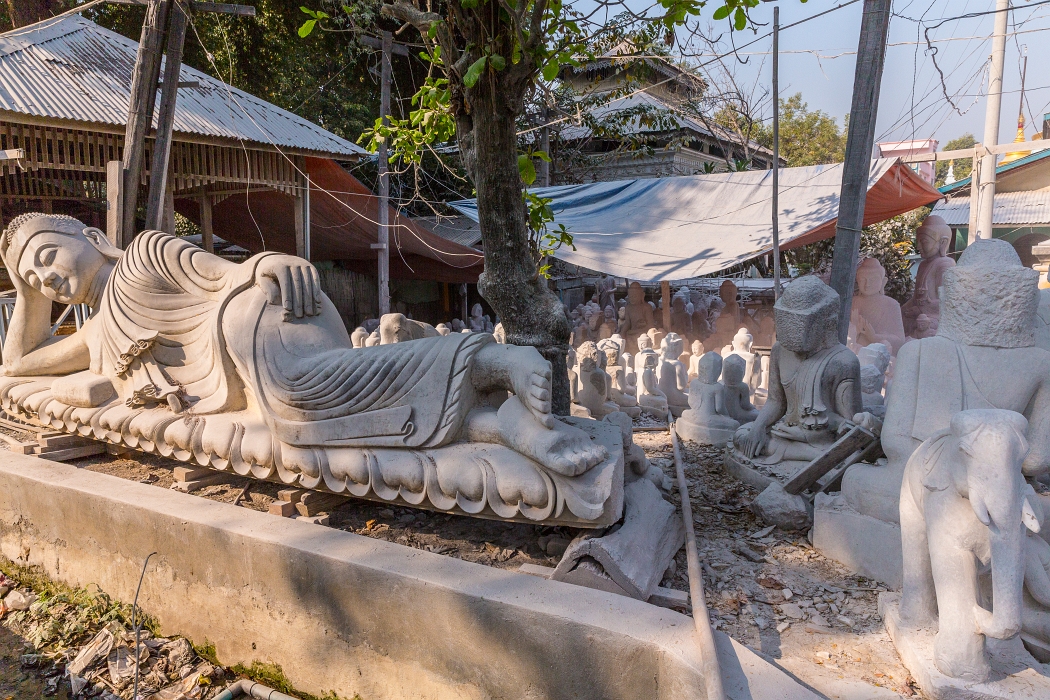 15/02/2016-Mandalay(Birmanie)-Artisanats