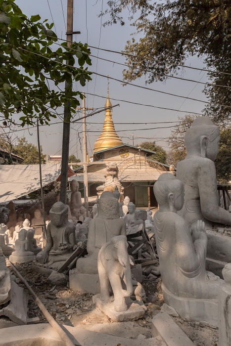 15/02/2016-Mandalay(Birmanie)-Artisanats