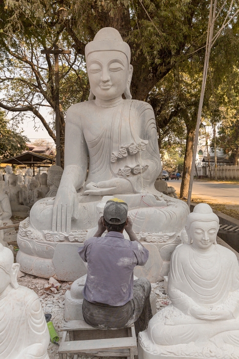 15/02/2016-Mandalay(Birmanie)-Artisanats