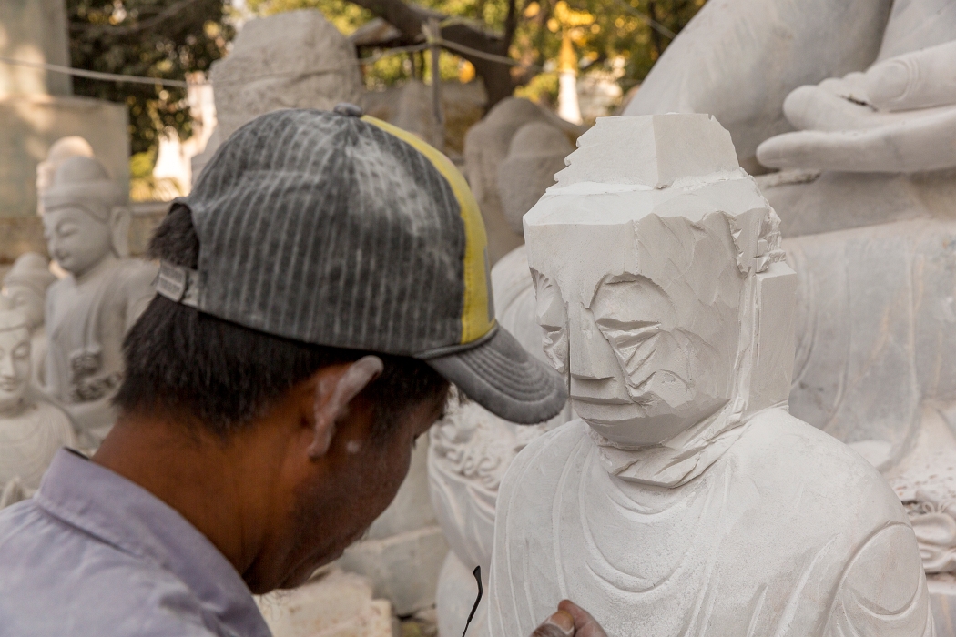 15/02/2016-Mandalay(Birmanie)-Artisanats
