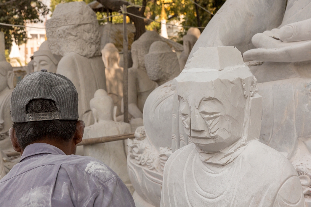 15/02/2016-Mandalay(Birmanie)-Artisanats