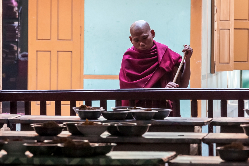15/02/2016-Mandalay(Birmanie)-Monstère de Amarapura