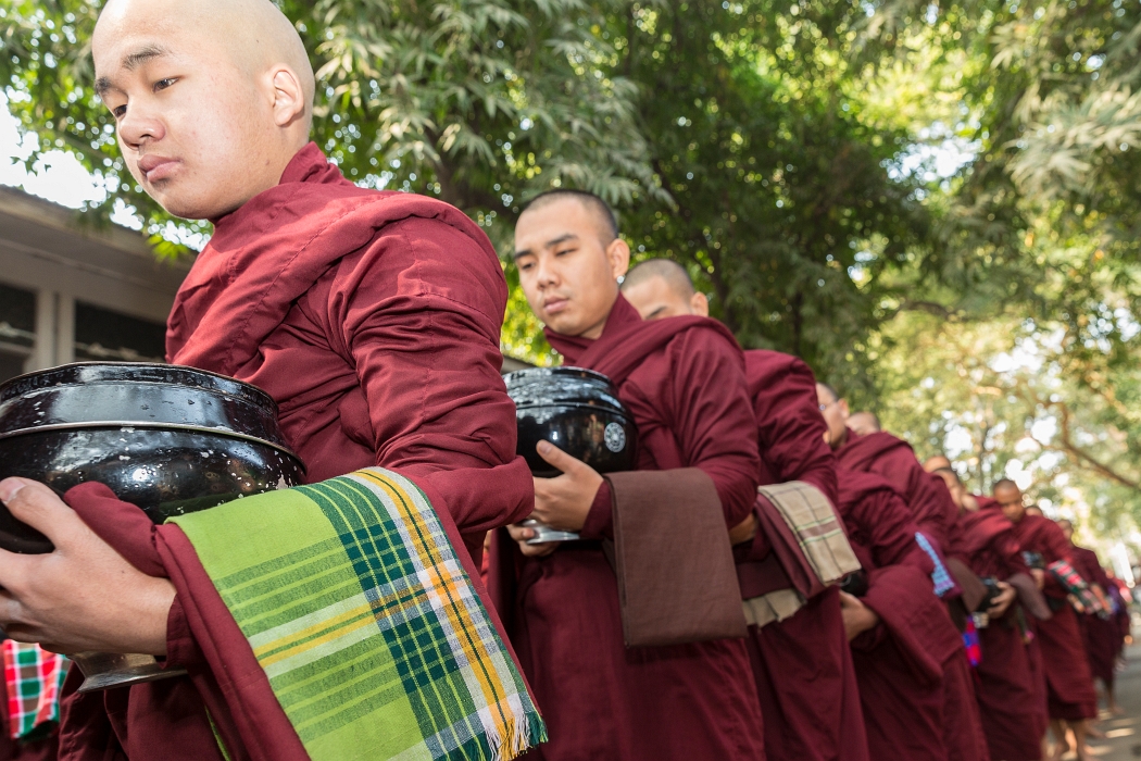 15/02/2016-Mandalay(Birmanie)-Monstère de Amarapura