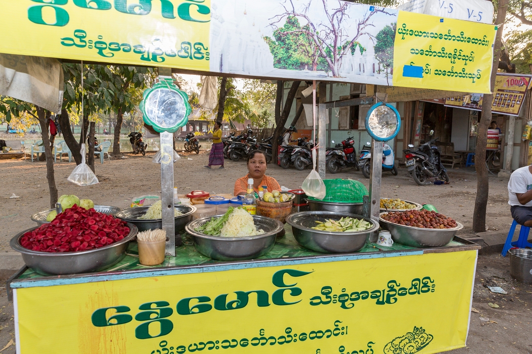 15/02/2016-Mandalay(Birmanie)-Pagode Kuthodaw