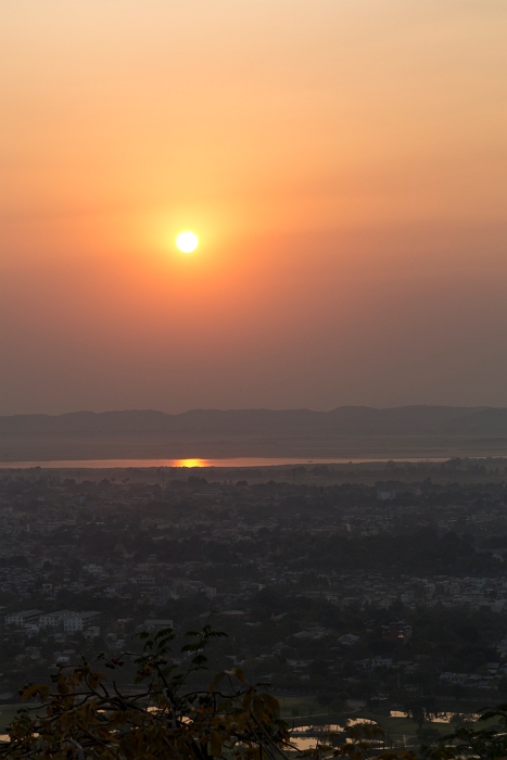 15/02/2016-Mandalay(Birmanie)-Coucher de soleil
