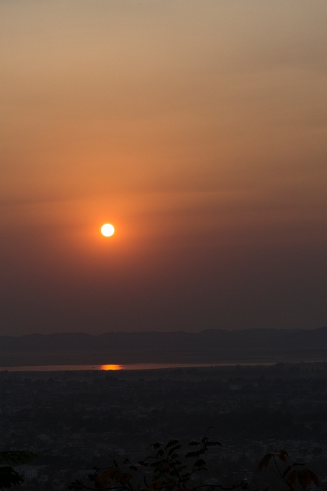 15/02/2016-Mandalay(Birmanie)-Coucher de soleil