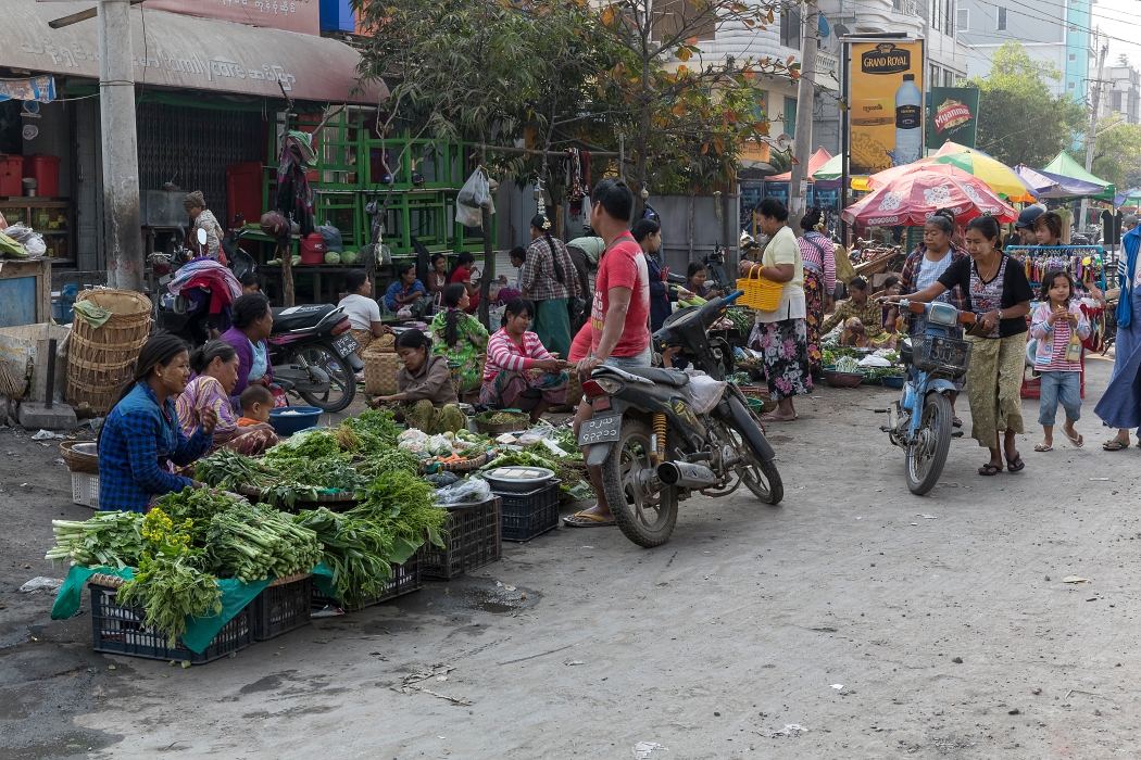 17/02/2016-Mandalay(Birmanie)-Le marché