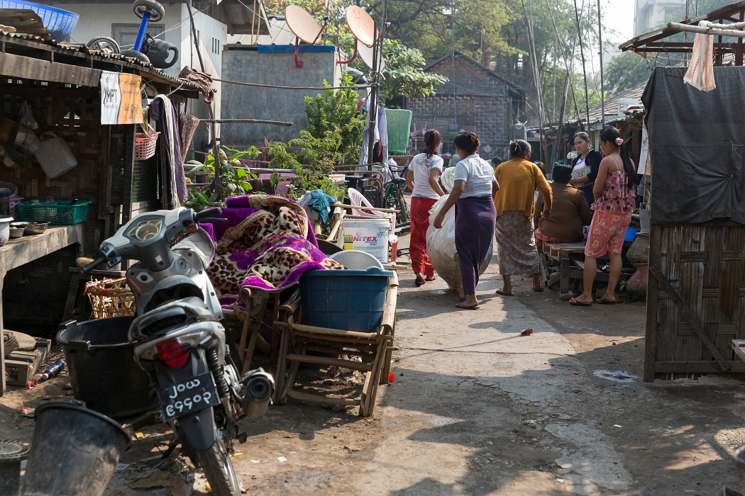 17/02/2016-Mandalay(Birmanie)-Le marché