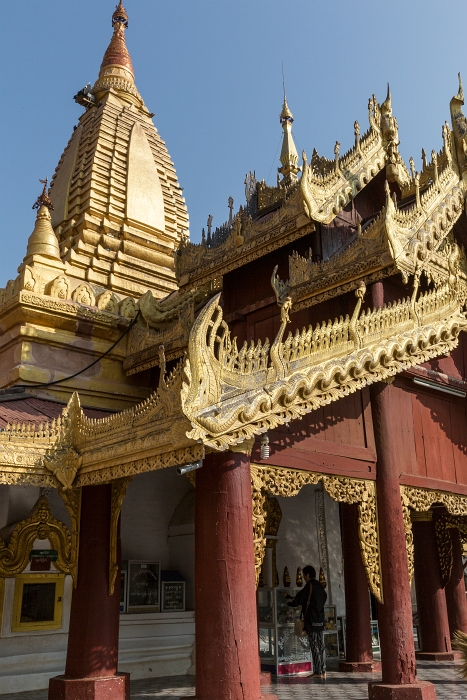 18/02/2016-Bagan(Birmanie)-Pagode dorée Shwe Zigon