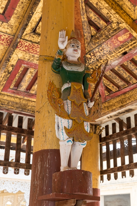 18/02/2016-Bagan(Birmanie)-Pagode dorée Shwe Zigon
