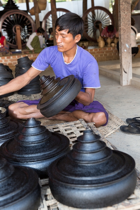 18/02/2016-Bagan(Birmanie)-Artisanat