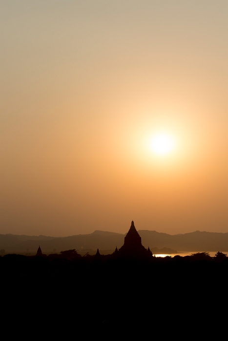 18/02/2016-Bagan(Birmanie)Coucher de soleil