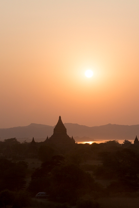 18/02/2016-Bagan(Birmanie)Coucher de soleil