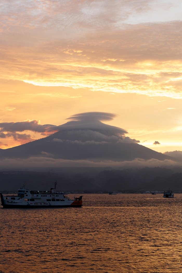 22/05/2018-Perancak(Bali)-La traverséé en Ferry vers Java-->Couc