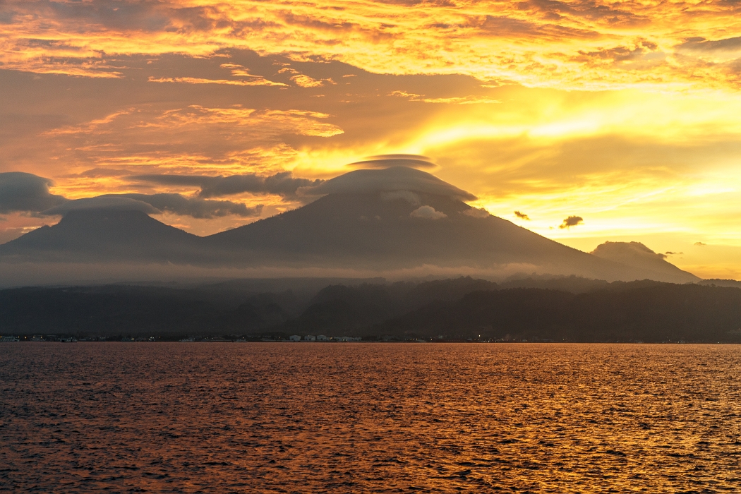 22/05/2018-Perancak(Bali)-La traverséé en Ferry vers Java-->Couc