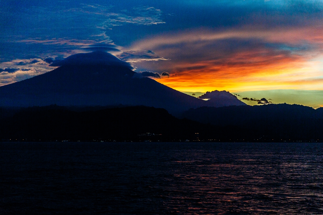 22/05/2018-Perancak(Bali)-La traverséé en Ferry vers Java-->Couc