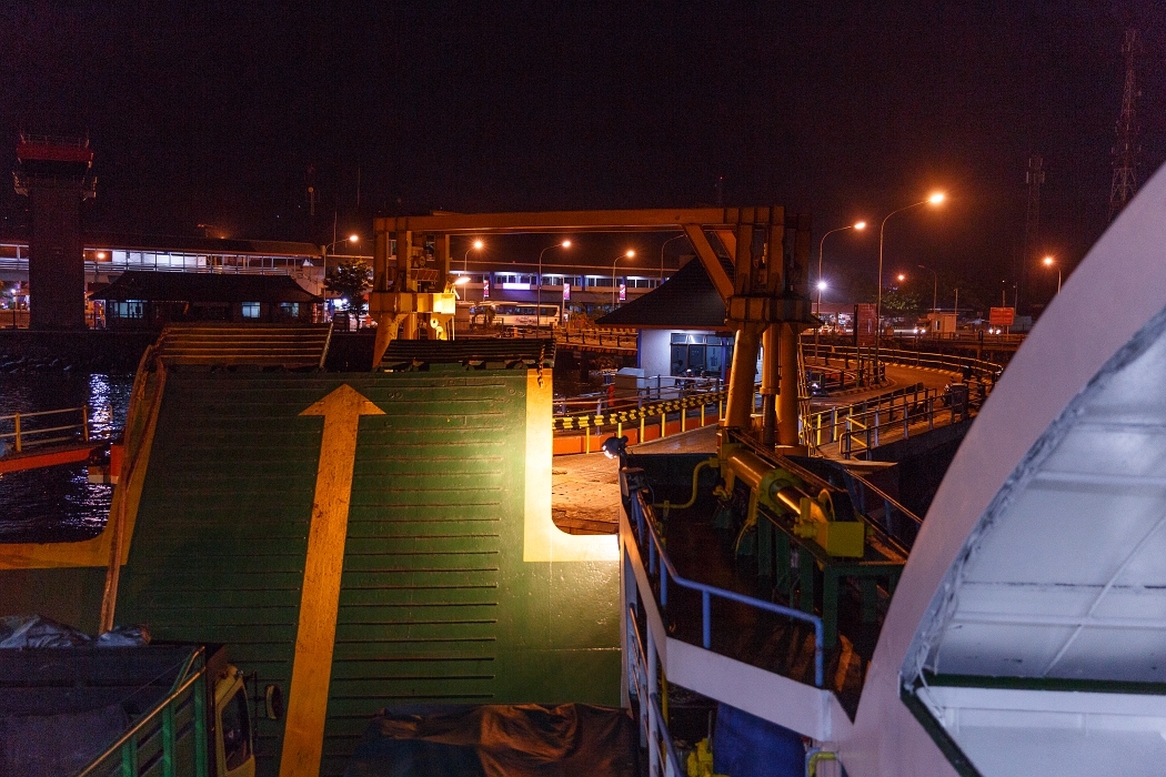 22/05/2018-Preancak(Bali)-La traverséé en Ferry vers Java