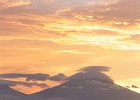 20180522-7015-p5 - 22/05/2018-Perancak(Bali)-La traverséé en Ferry vers Java-->Coucher de soleil sur les volcans de Java