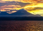 20180522-7024-p5 - 22/05/2018-Perancak(Bali)-La traverséé en Ferry vers Java-->Coucher de soleil sur les volcans de Java