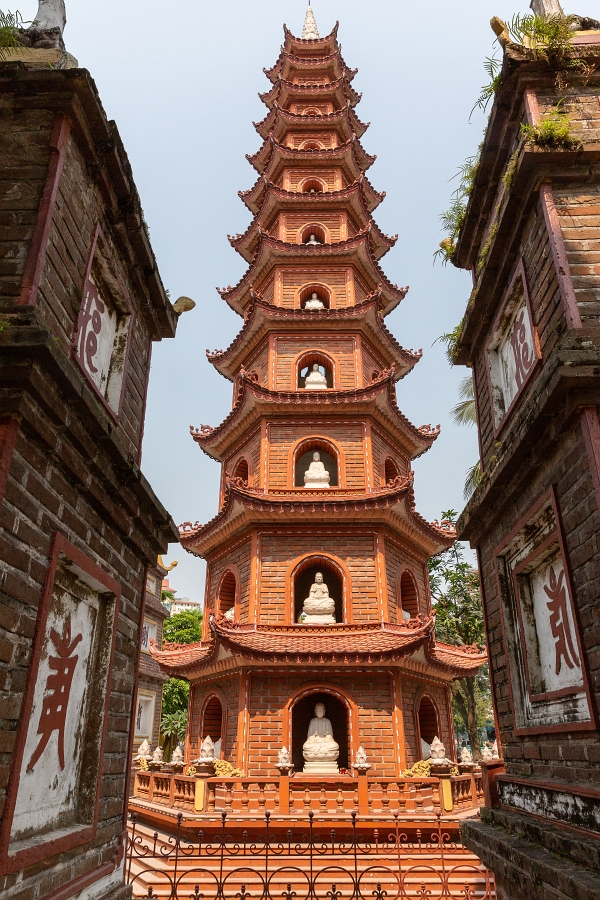 19/04/2019-Près de Hanoï(Vietnam)-Page de Tan Quoc