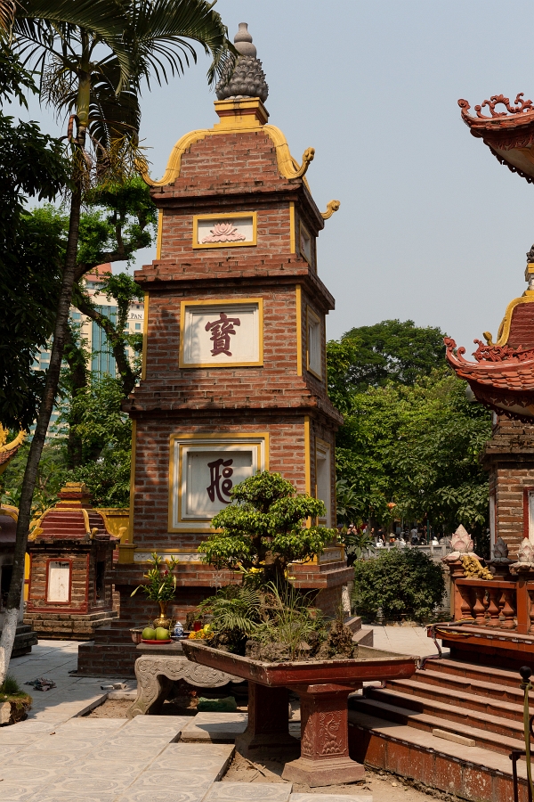 19/04/2019-Près de Hanoï(Vietnam)-Page de Tan Quoc