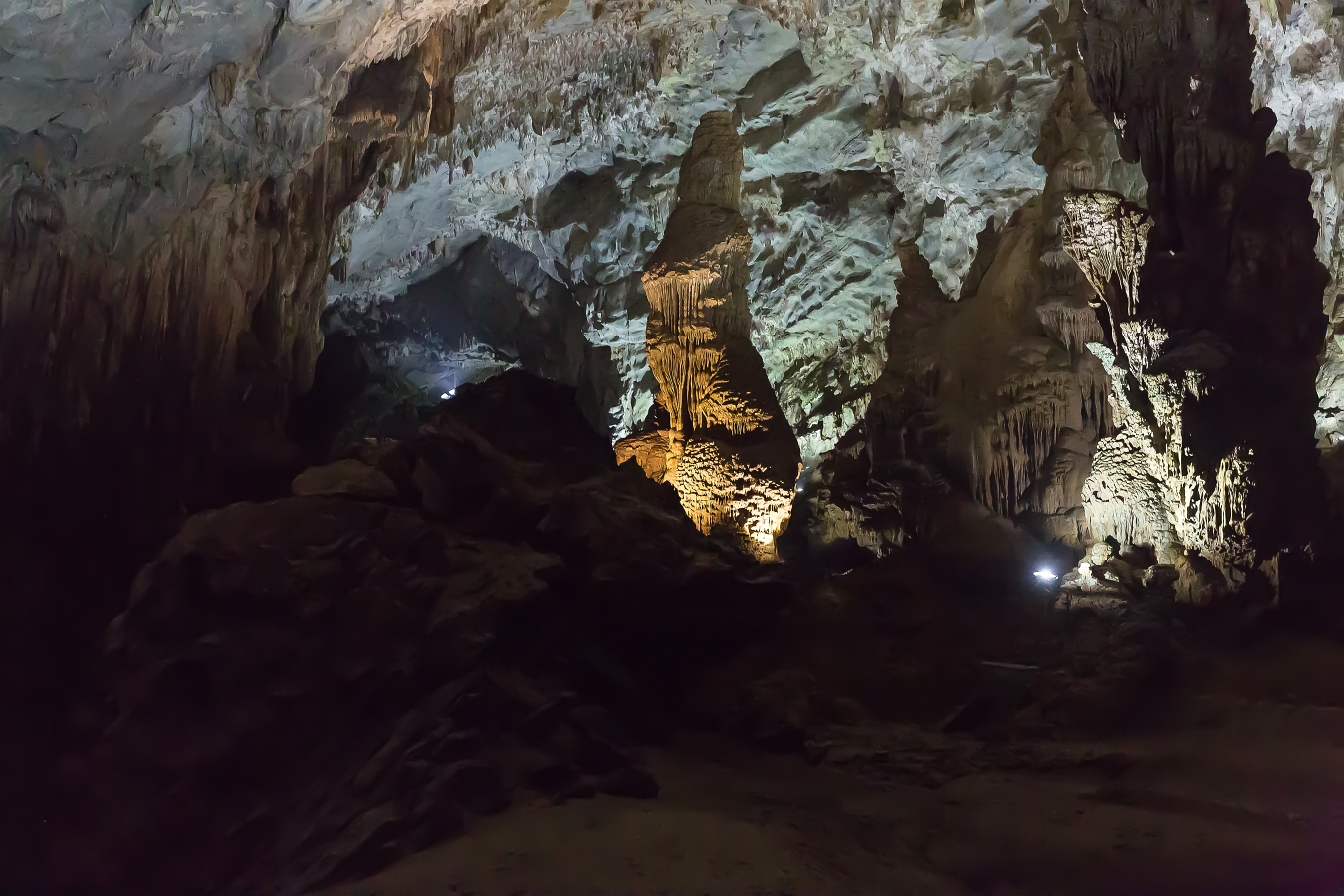 23/04/2019-Vinh(Vietnam)-Grottes de Phong Nha