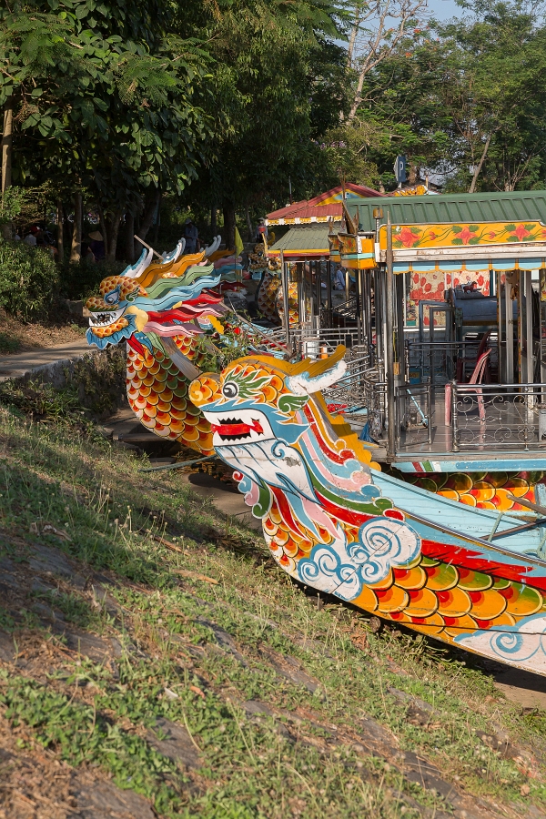 24/04/2019-Hué(Vietnam)-Rivière des parfums --> Bateaux dragon