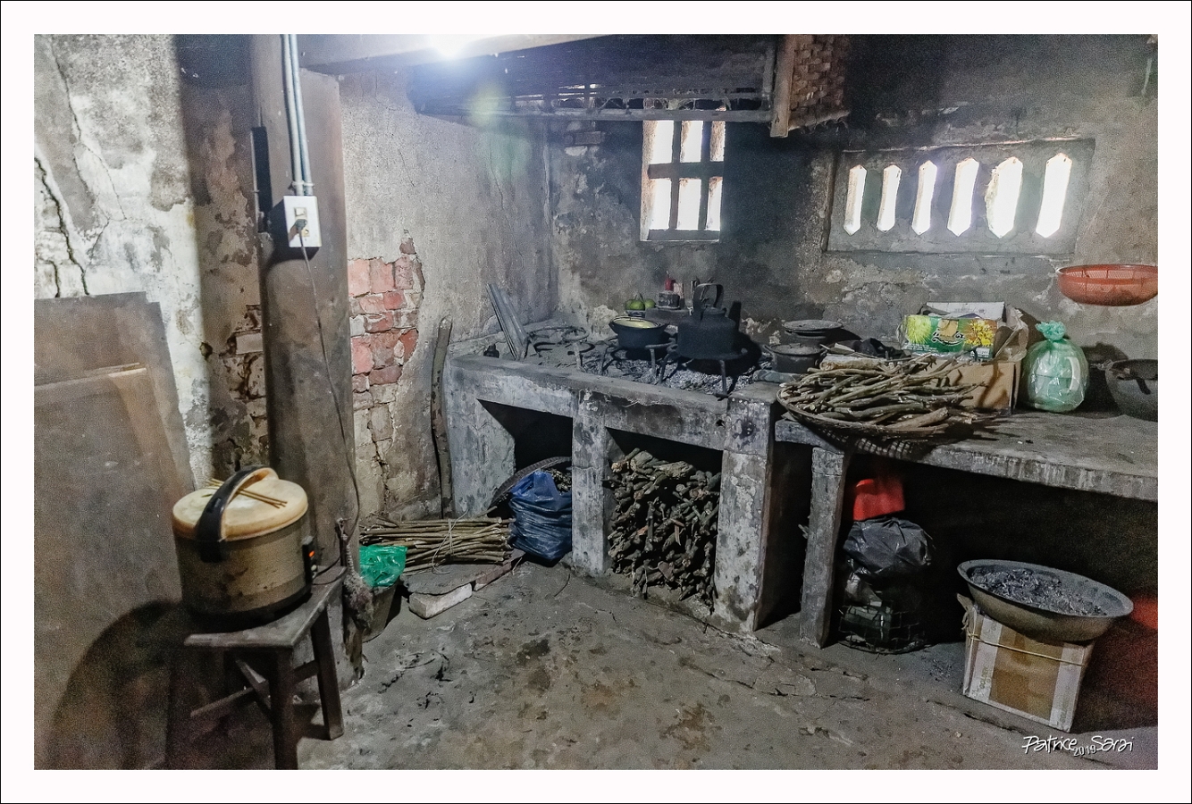20190425-3015-p5-s br-lc
