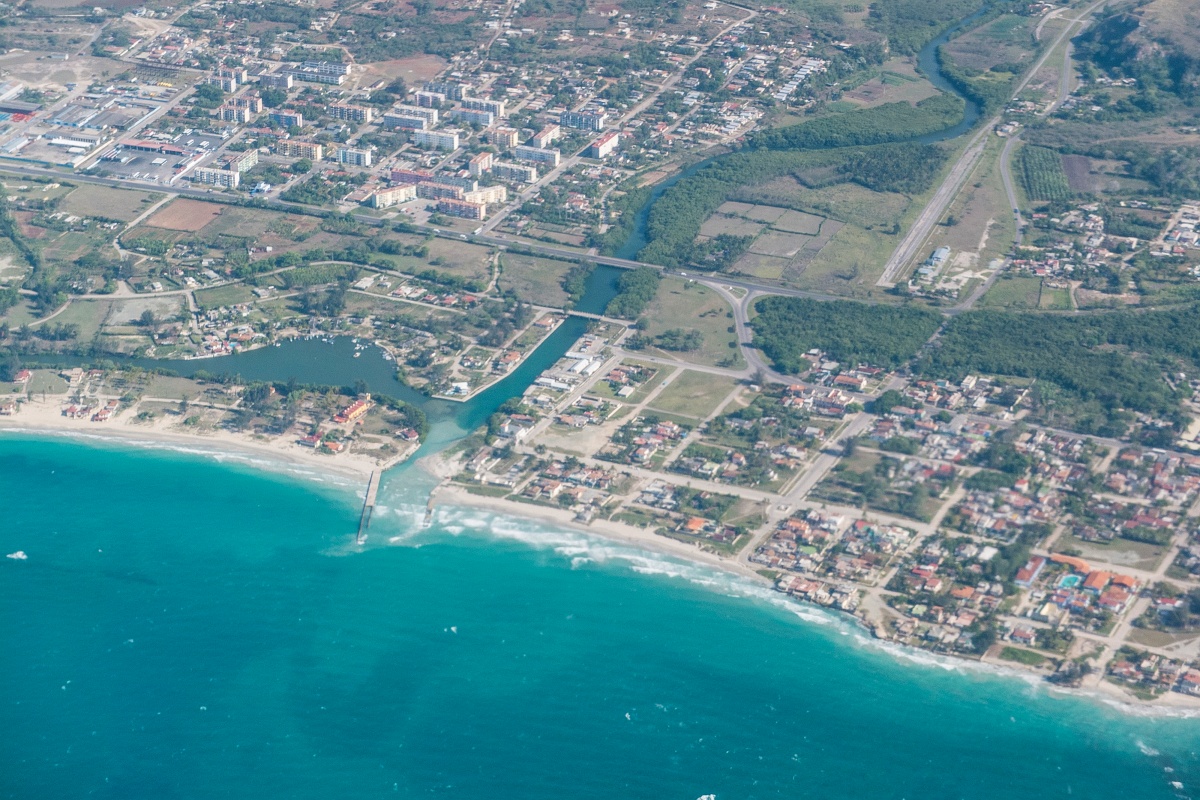 20130503-1010-pf.JPG - 03/05/2013-Vol vers Cuba-Survol de Cuba