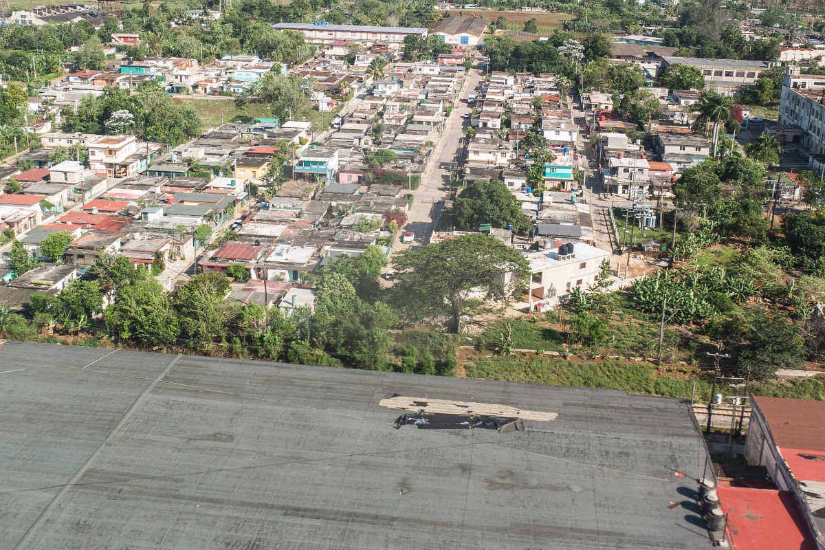 20130503-1017-pf.JPG - 03/05/2013-Vol vers Cuba-Aéroport de La Havane