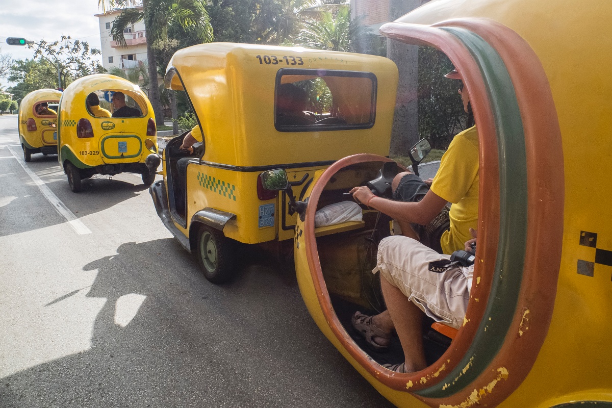 20130505-2506-pf.jpg - 05/05/2013-La Havane(Cuba)-Sortie en Coco Taxi