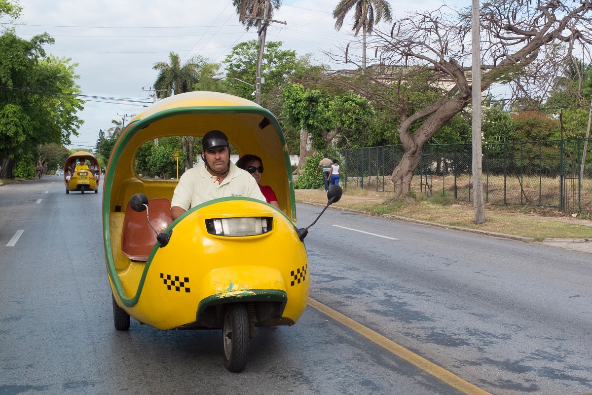 20130505-2509-pf.jpg - 05/05/2013-La Havane(Cuba)-Sortie en Coco Taxi