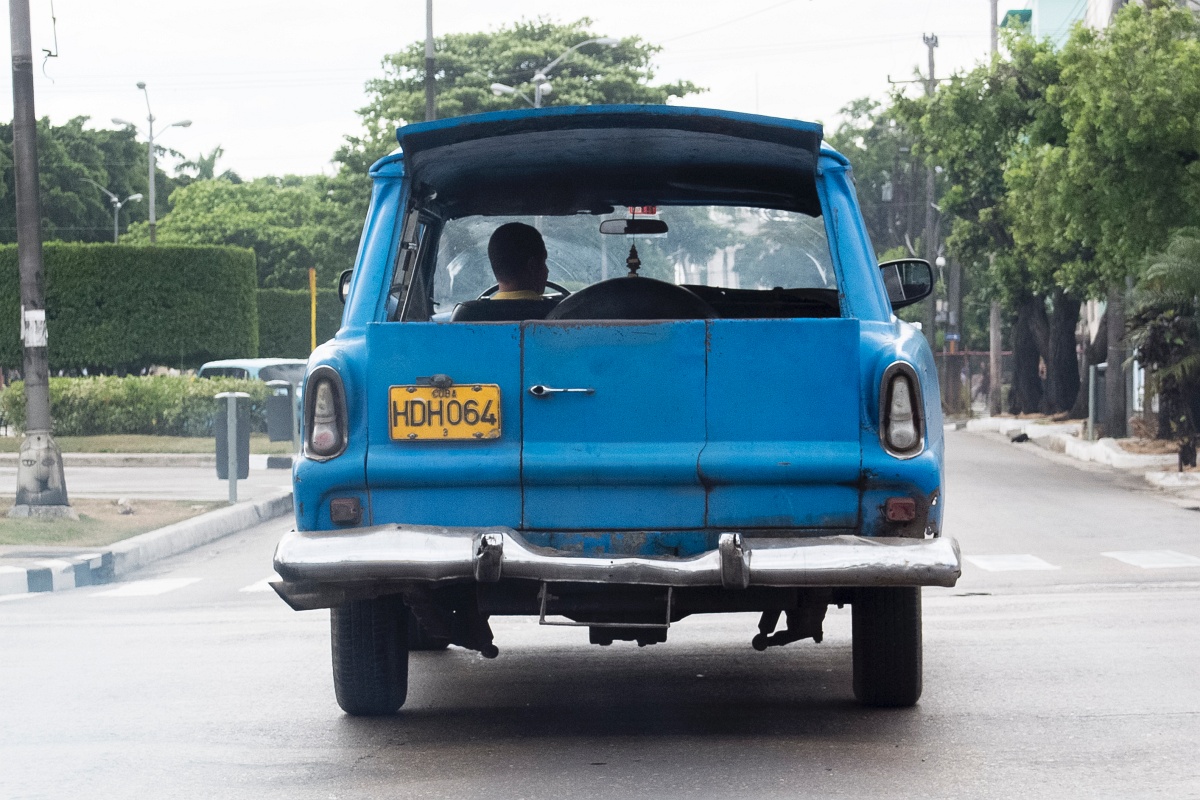 20130505-2529-pf.jpg - 05/05/2013-La Havane(Cuba)-Sortie en Coco Taxi