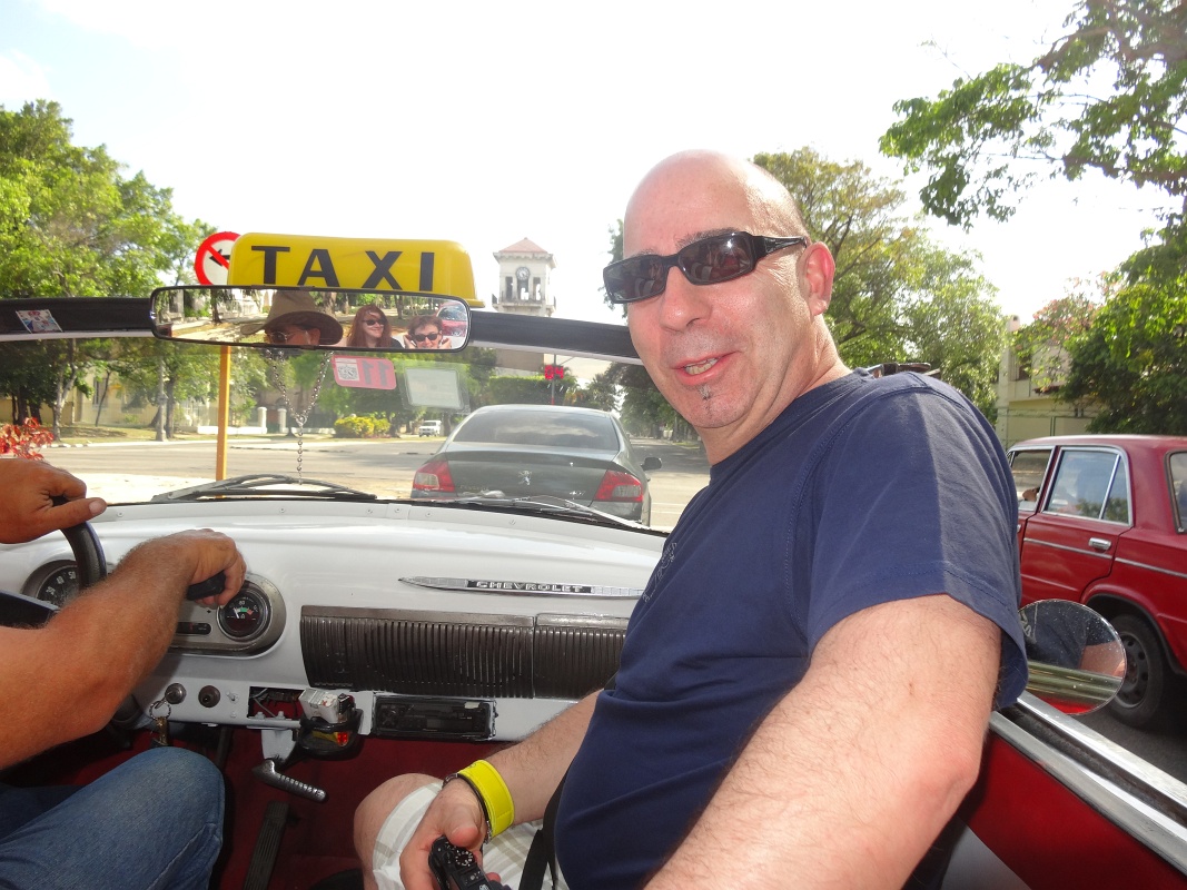 20130505-2905-js.JPG - 05/05/2013-La Havane(Cuba)-Promenade en voiture américaine-->Patrice