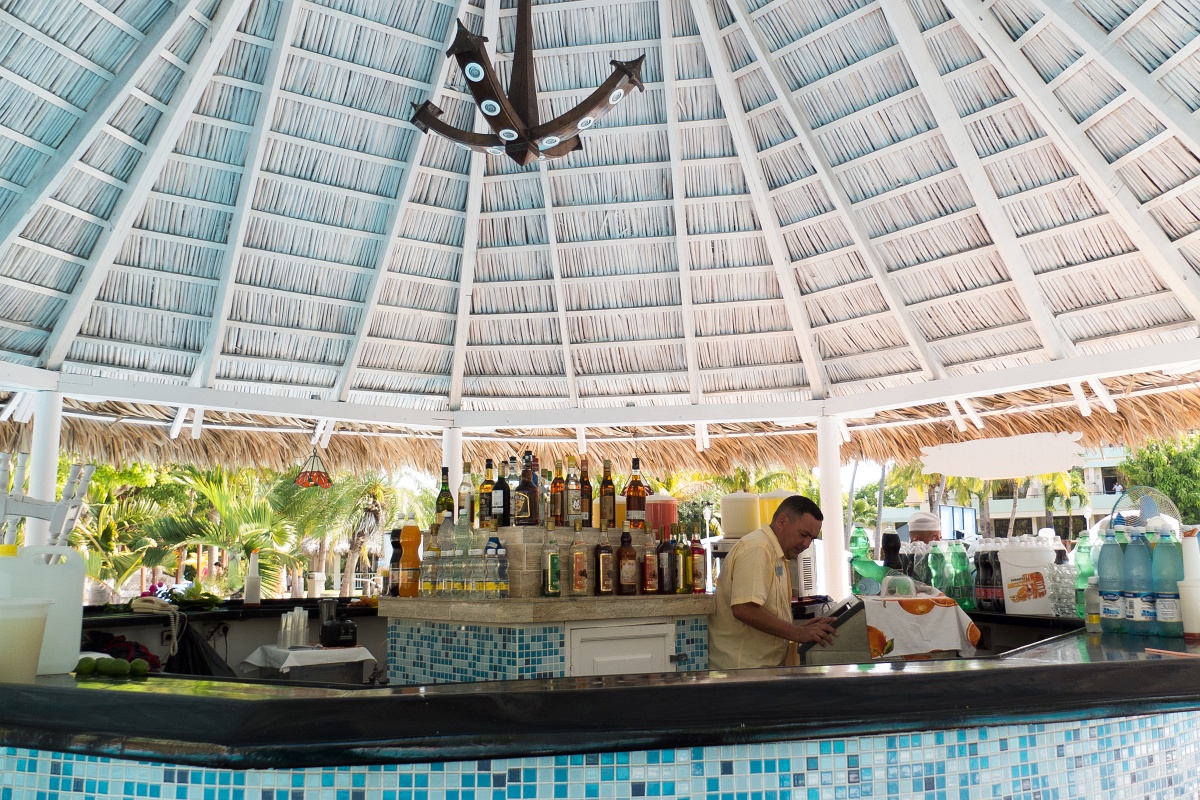 20130510-6003-pf.jpg - 05/2013-Varadero(Cuba)-Hotel Sol Palmeras-->Le bar