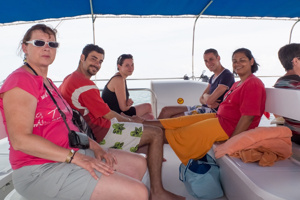 20130513-7009-pf.jpg - 13/05/2013-Varadero(Cuba)-Sortie en catamaran-->Sur le bateau, Jocelyne