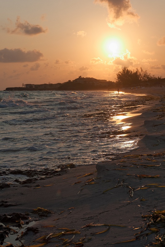 20130514-8003-p4.jpg - 14/05/2013-Varadero(Cuba)-Bord de plage-->Lever de soleil