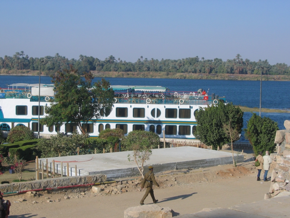 200402EgyJ2-0110