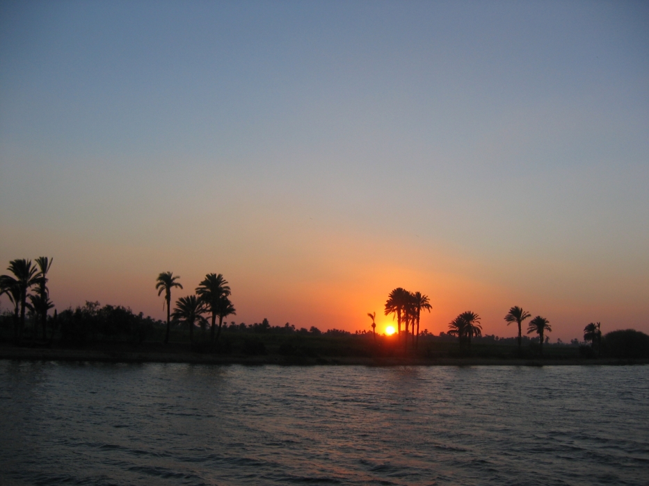 200402EgyJ2-0370