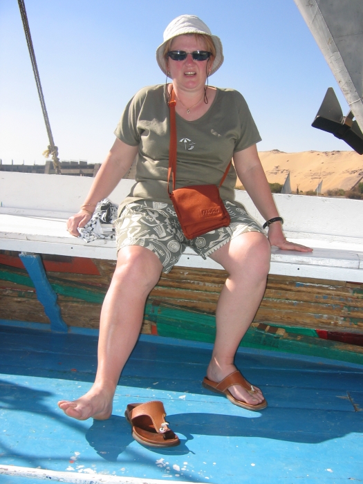200402EgyJ6-0690