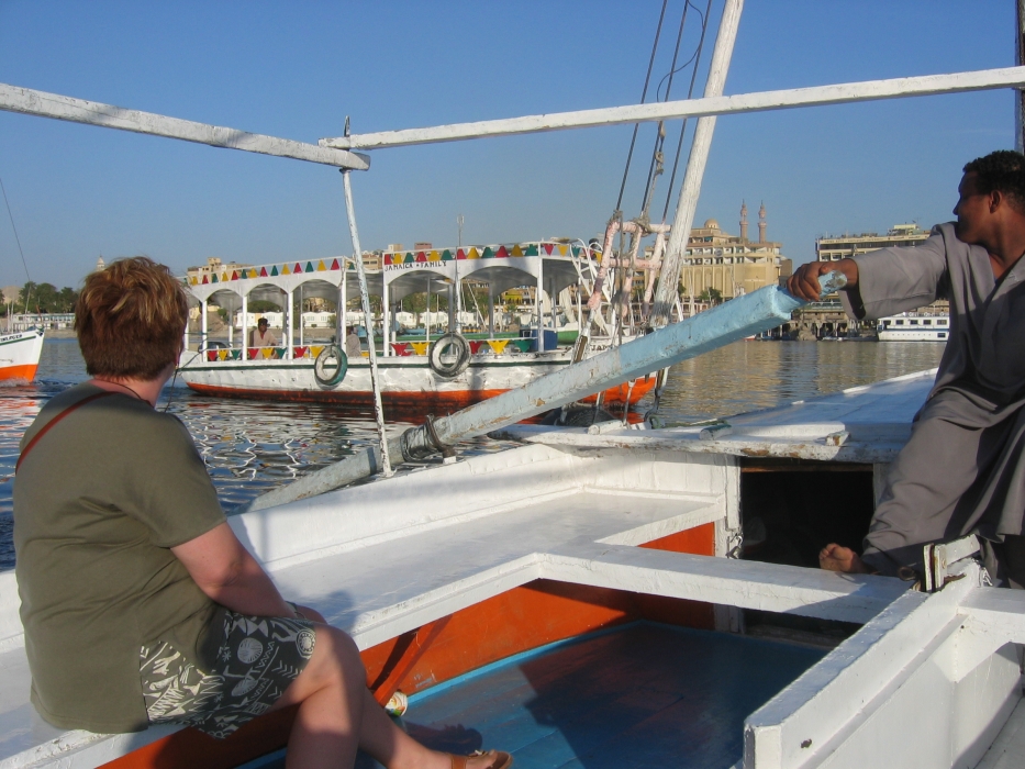 200402EgyJ6-0810