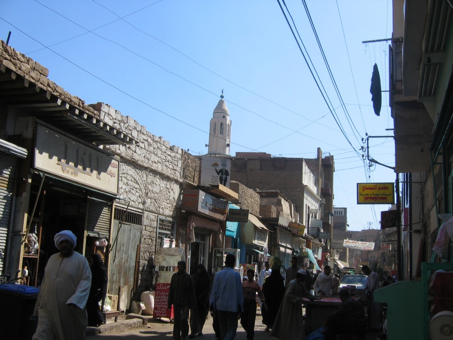 200402EgyJ8-0100