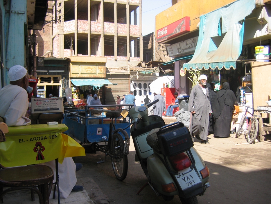 200402EgyJ8-0140