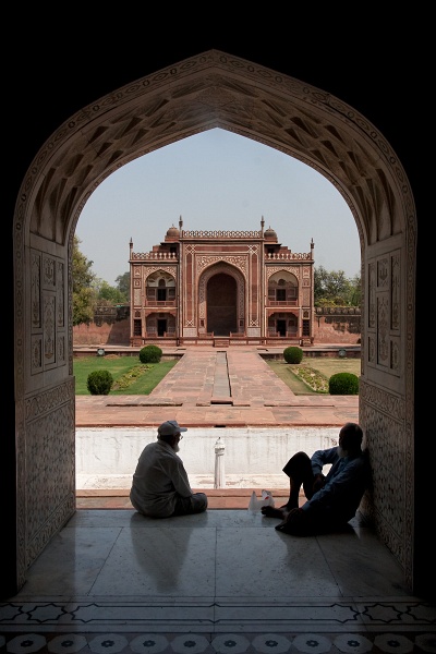 20110331-6420-p4.jpg - 31/03/2011-Agra(Inde)-Itmad Ud Daulah (petit taj mahal)
