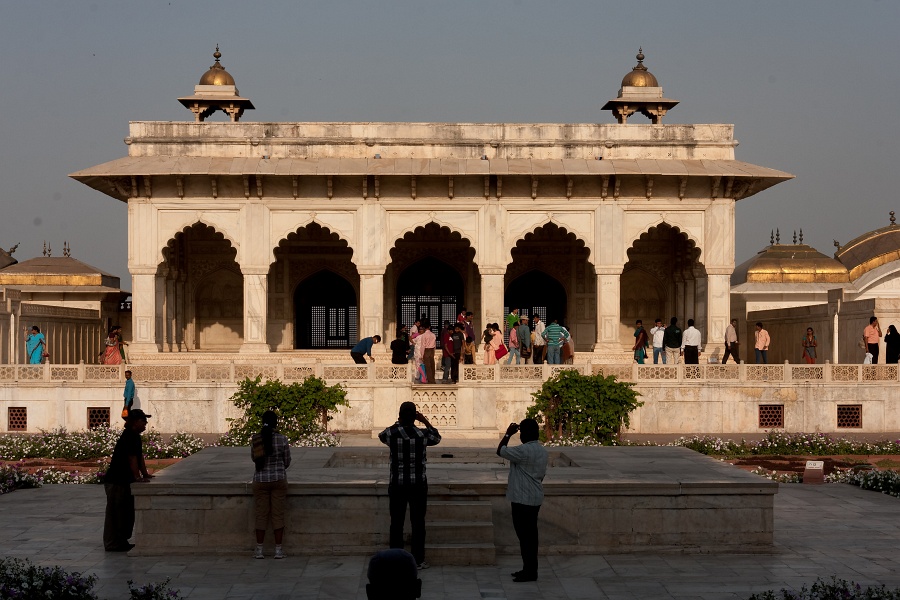 20110331-6708-p4.jpg - 31/03/2011-Agra(Inde)-Le fort rouge